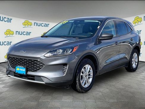 Used 2022 Ford Escape SE image 3