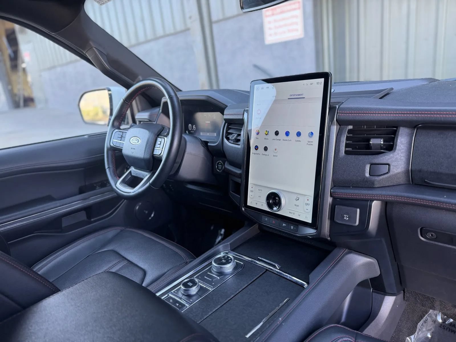 Used 2024 Ford Expedition Max Limited AWD/4WD image 24