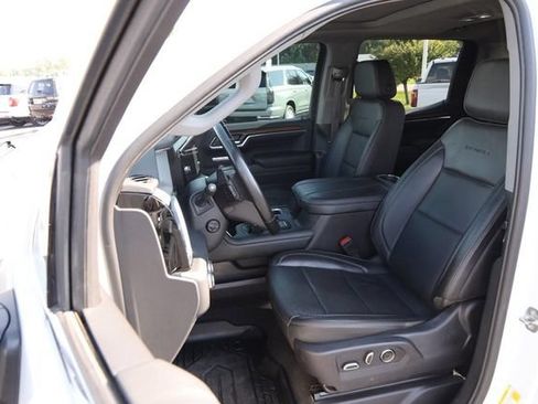 Used 2024 GMC Sierra 1500 Denali w/ Denali Reserve Package AWD/4WD image 9