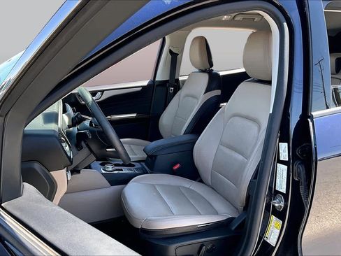 Certified 2021 Ford Escape SEL FWD image 8
