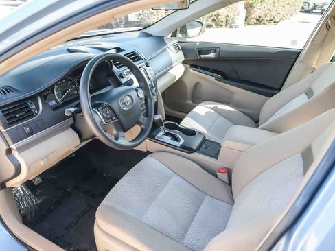 Used 2012 Toyota Camry LE FWD image 16