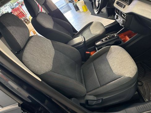 Used 2022 Ford Maverick XLT image 52