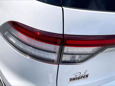 Used 2020 Lincoln Aviator Grand Touring w/ Equipment Group 302A AWD/4WD image 31