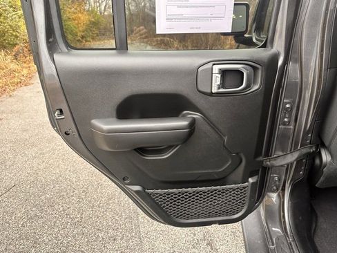 Used 2021 Jeep Gladiator Sport w/ Quick Order Package 24Q 80Th image 15