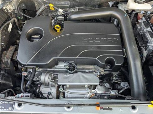 Used 2024 GMC Terrain SLE image 22