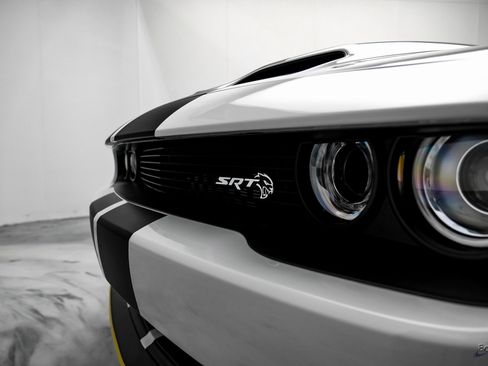 Used 2023 Dodge Challenger SRT Hellcat w/ Driver Convenience Group image 30