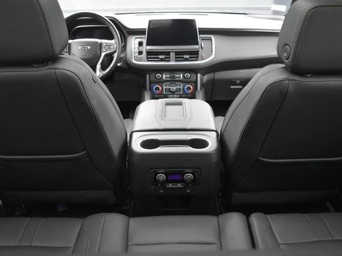 Used 2023 Chevrolet Suburban RST w/ Luxury Package AWD/4WD image 29