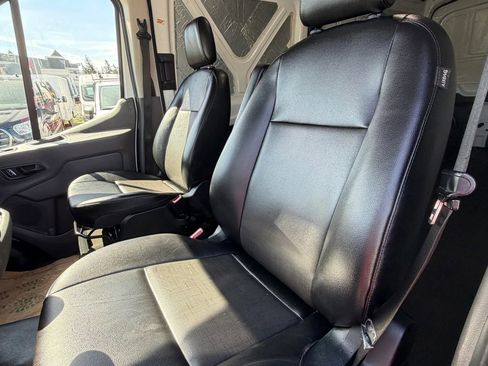 Used 2023 Ford Transit 250 Medium Roof RWD image 10