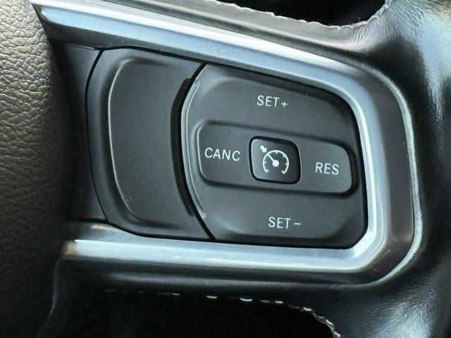 Used 2021 Jeep Wrangler Unlimited Sahara w/ Cold Weather Group AWD/4WD image 29