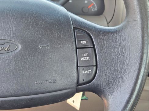 Used 2000 Ford F150 XLT AWD/4WD image 28