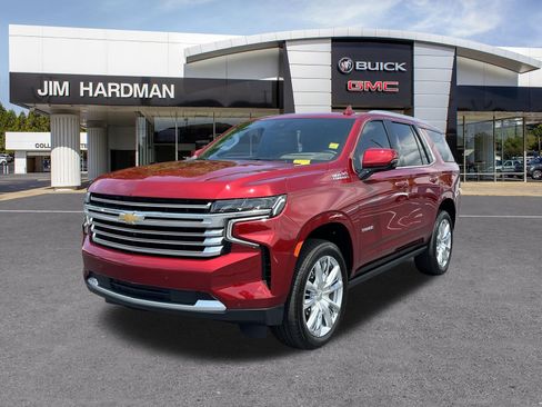 Used 2024 Chevrolet Tahoe High Country AWD/4WD image 3