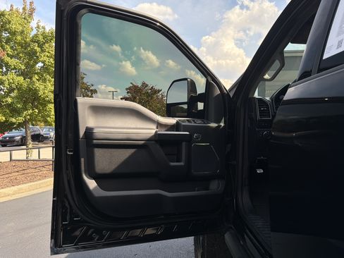 Used 2021 Ford F250 Lariat w/ Lariat Ultimate Package AWD/4WD image 50