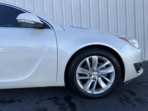 Used 2014 Buick Regal Premium image 31