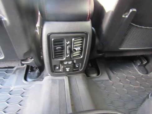 Used 2021 Dodge Durango R/T w/ Tow 'N Go Package image 29