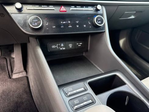 Used 2024 Hyundai Sonata SEL AWD/4WD image 6