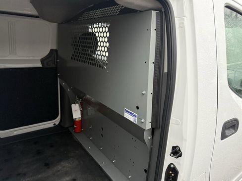 Used 2017 Nissan NV200 SV image 23