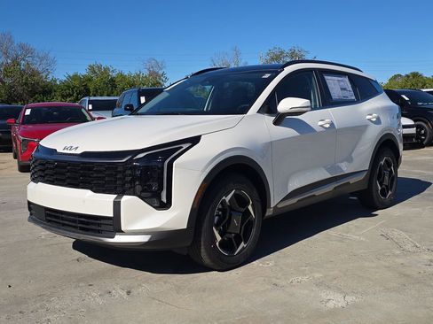 New 2026 Kia Sportage EX w/ EX Panoramic Sunroof Package AWD/4WD image 4