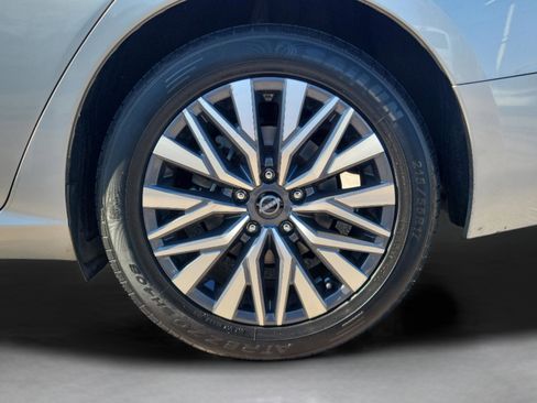 Certified 2023 Nissan Altima 2.5 SV image 36