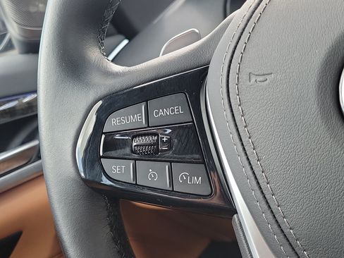 Certified 2023 BMW 530i w/ Premium Package RWD image 18