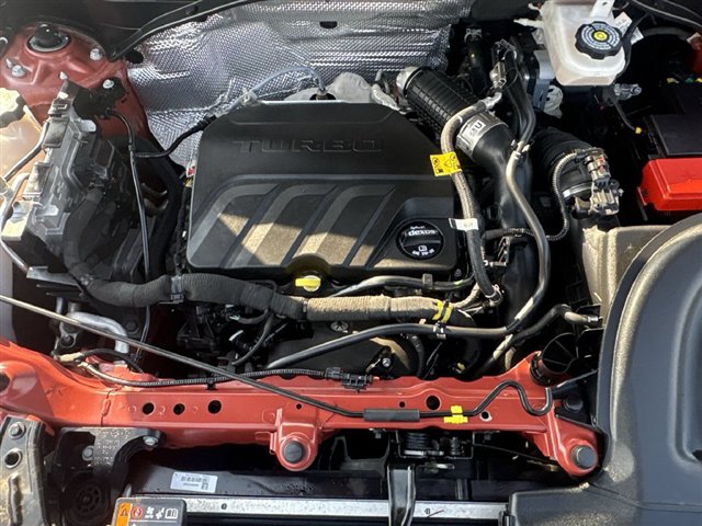 Certified 2024 Buick Encore GX Preferred w/ Comfort Package FWD image 28