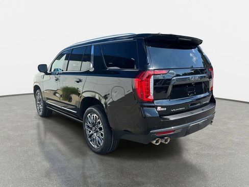 Used 2023 GMC Yukon Denali Ultimate AWD/4WD image 6