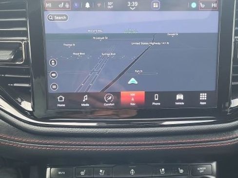 Used 2024 Dodge Durango GT image 2