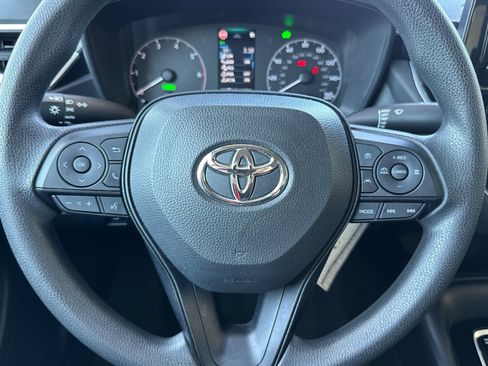 Used 2024 Toyota Corolla LE w/ LE Convenience Package FWD image 17