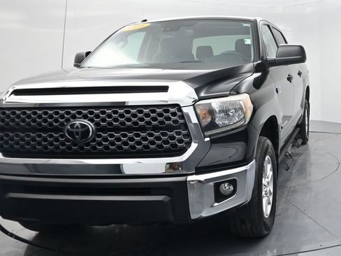 Used 2018 Toyota Tundra SR5 image 3