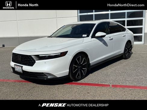 Used 2024 Honda Accord Touring image 1
