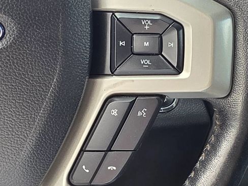 Used 2018 Ford F250 Lariat w/ Lariat Ultimate Package AWD/4WD image 22