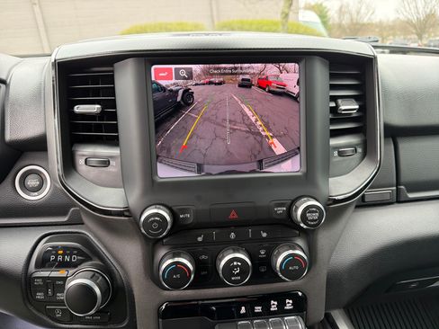 Used 2023 RAM 1500 Big Horn AWD/4WD image 35