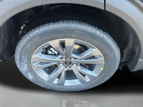 New 2026 Ford Explorer Active AWD/4WD image 39