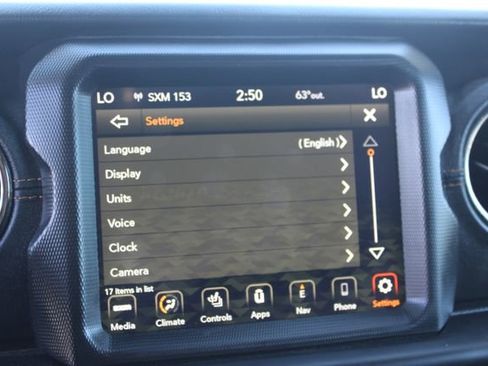 Used 2023 Jeep Wrangler Unlimited Sahara AWD/4WD image 30