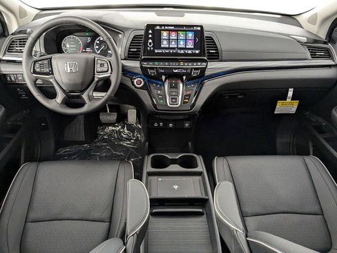 New 2025 Honda Odyssey Elite image 8