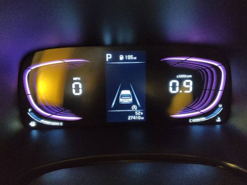 Used 2023 Kia Soul LX image 23