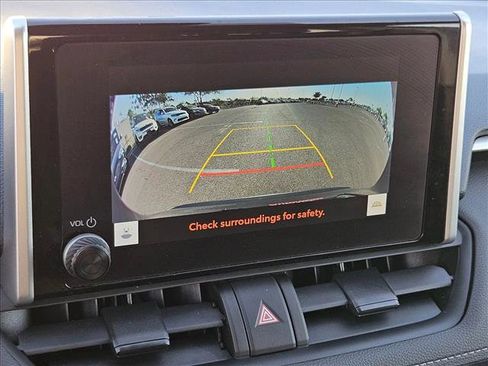 Used 2024 Toyota RAV4 XLE FWD image 16