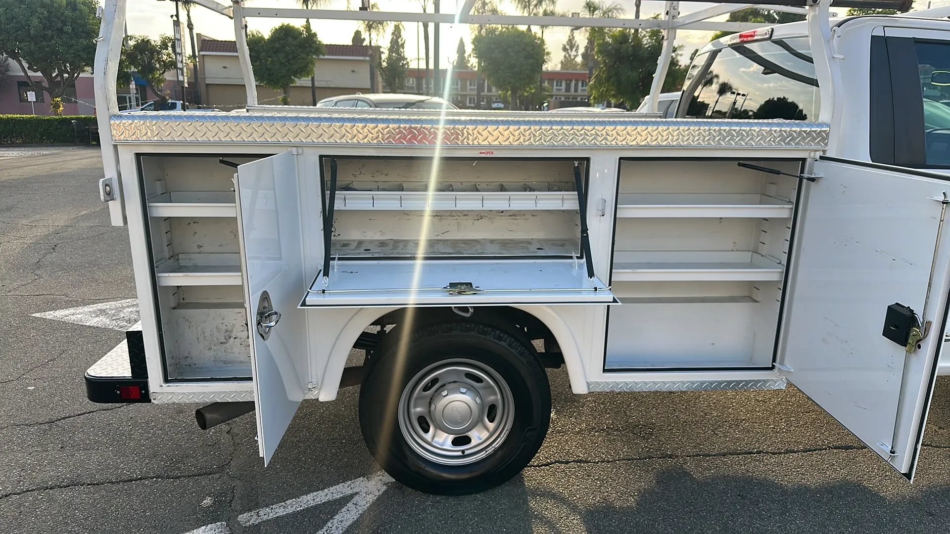 Used 2019 Ford F250 XL w/ Power Equipment Group RWD image 12