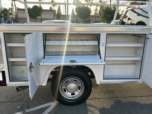 Used 2019 Ford F250 XL w/ Power Equipment Group RWD image 12