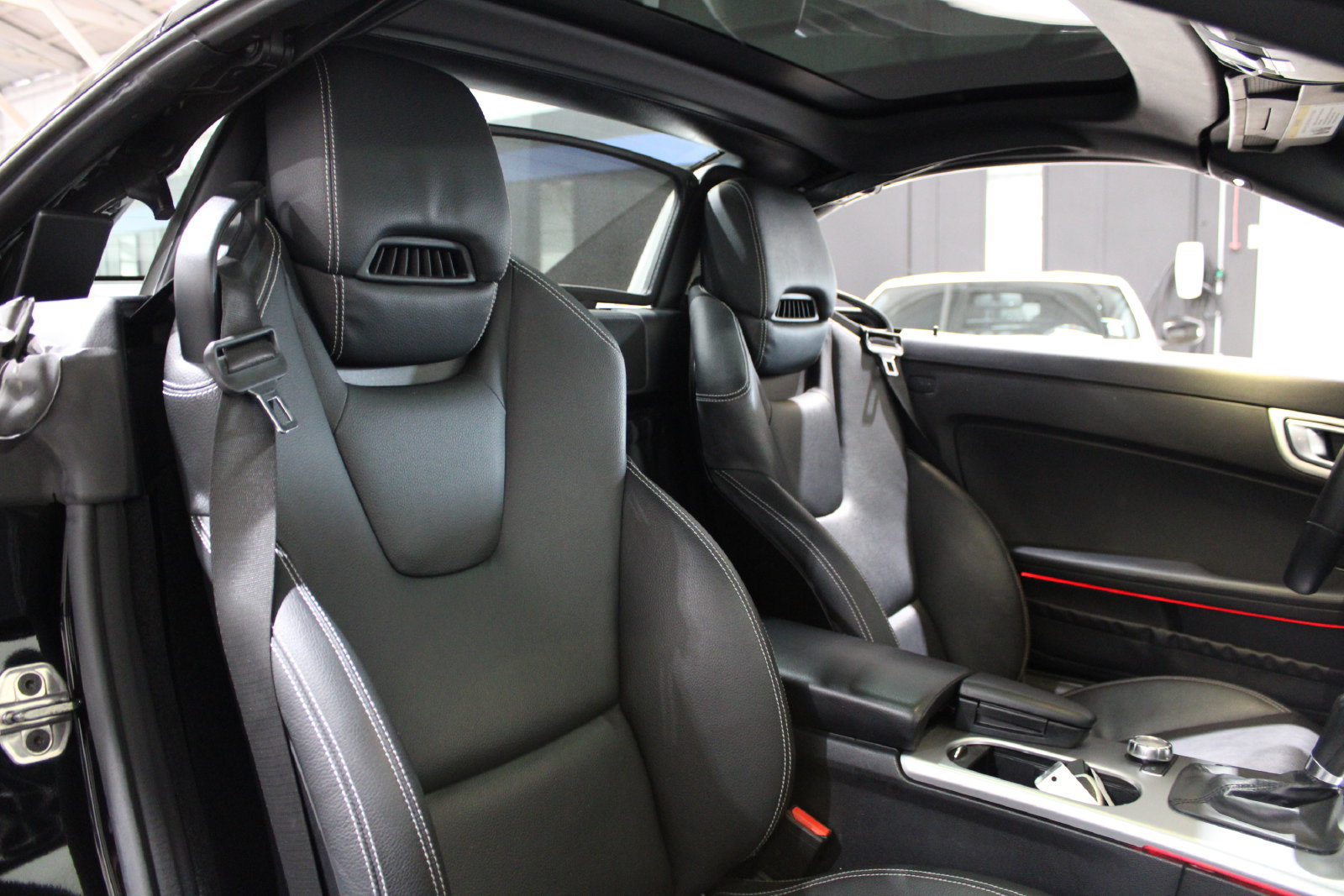 Used 2015 Mercedes-Benz SLK 250 image 20