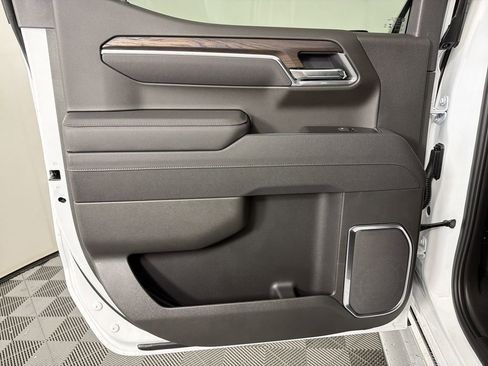 New 2026 GMC Sierra 1500 SLT w/ SLT Premium Plus Package image 19
