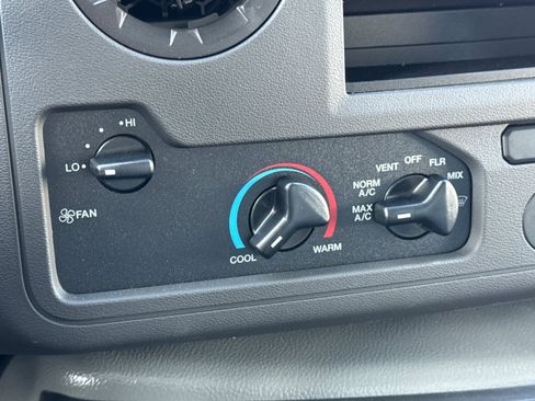 New 2026 Ford E-350 and Econoline 350 Super Duty w/ Power Equipment Group image 19