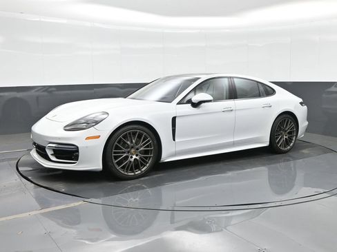 Certified 2023 Porsche Panamera GTS AWD/4WD image 1