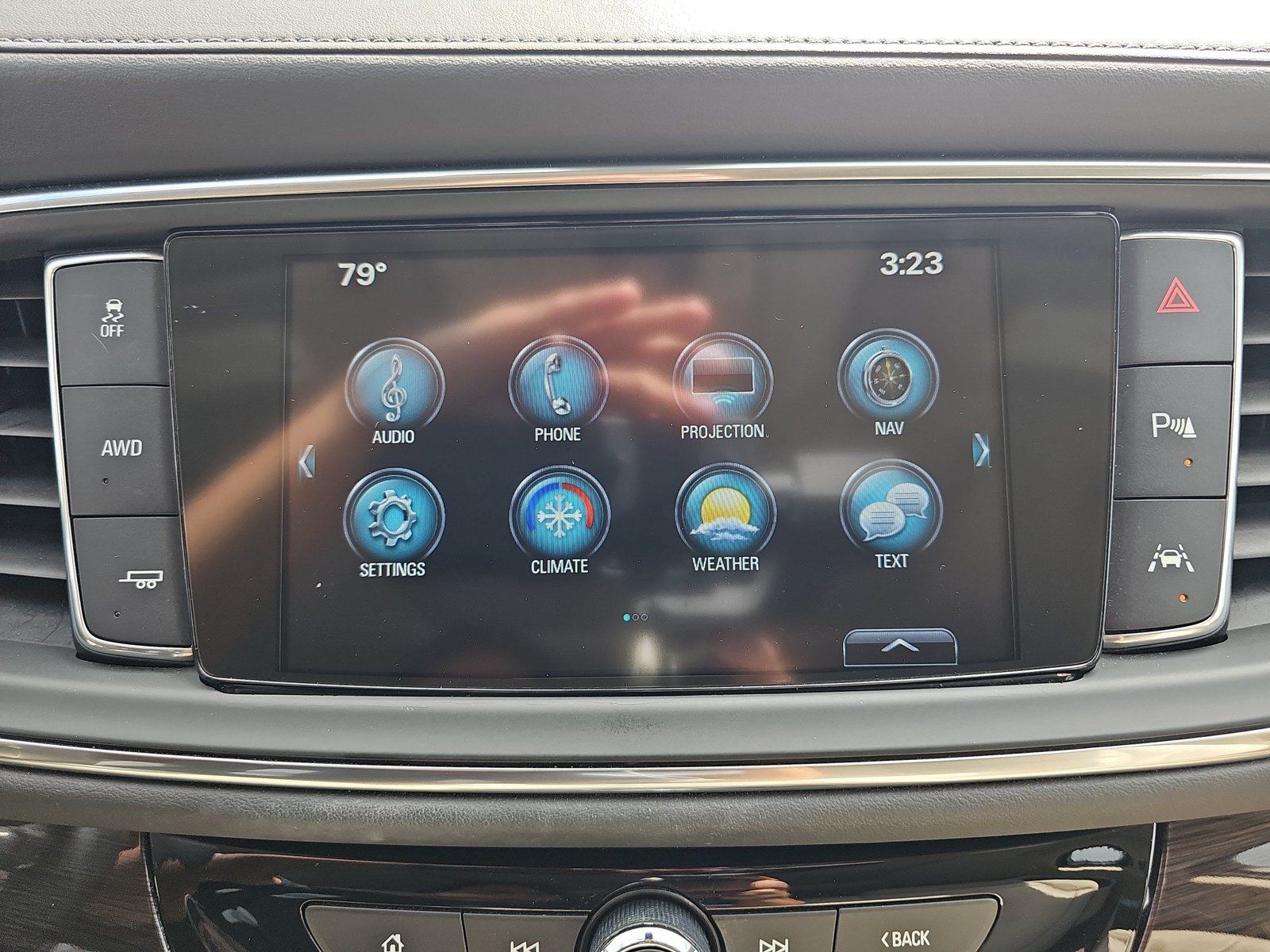 Used 2018 Buick Enclave Premium w/ Experience Buick Package AWD/4WD image 18