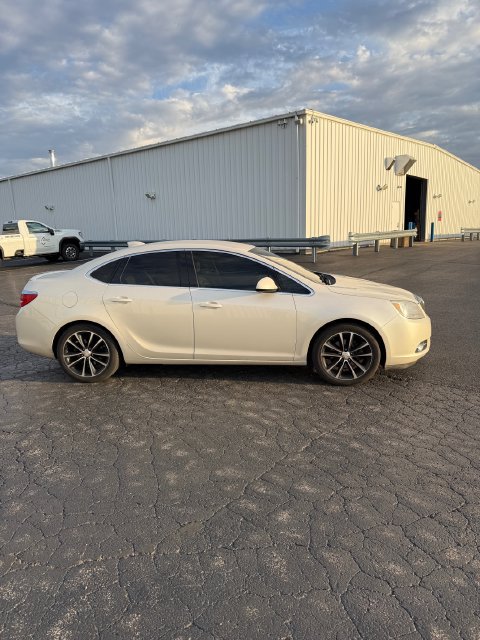 Used 2016 Buick Verano Sport Touring FWD image 4