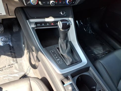 Used 2025 Audi Q3 2.0T Premium AWD/4WD image 11