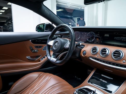 Used 2015 Mercedes-Benz S 63 AMG 4MATIC Coupe image 11