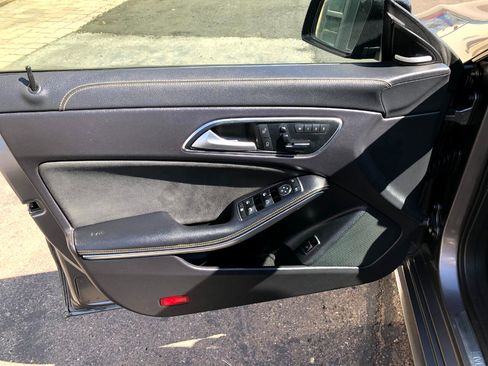 Used 2014 Mercedes-Benz CLA 250 4MATIC image 10