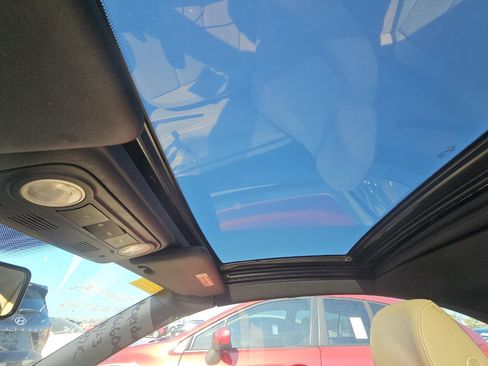 Used 2008 Volkswagen Eos Komfort image 11