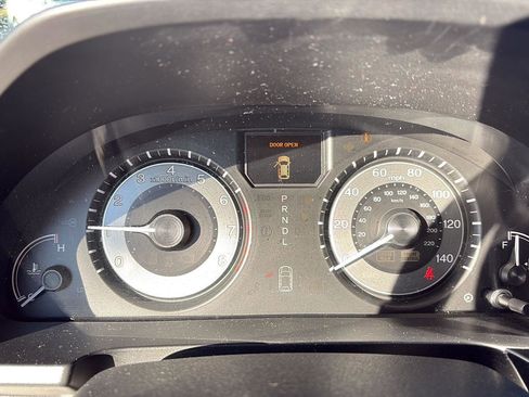 Used 2014 Honda Odyssey Touring image 18