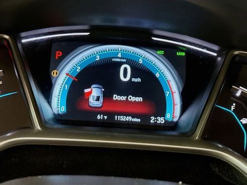 Used 2017 Honda Civic Touring image 14